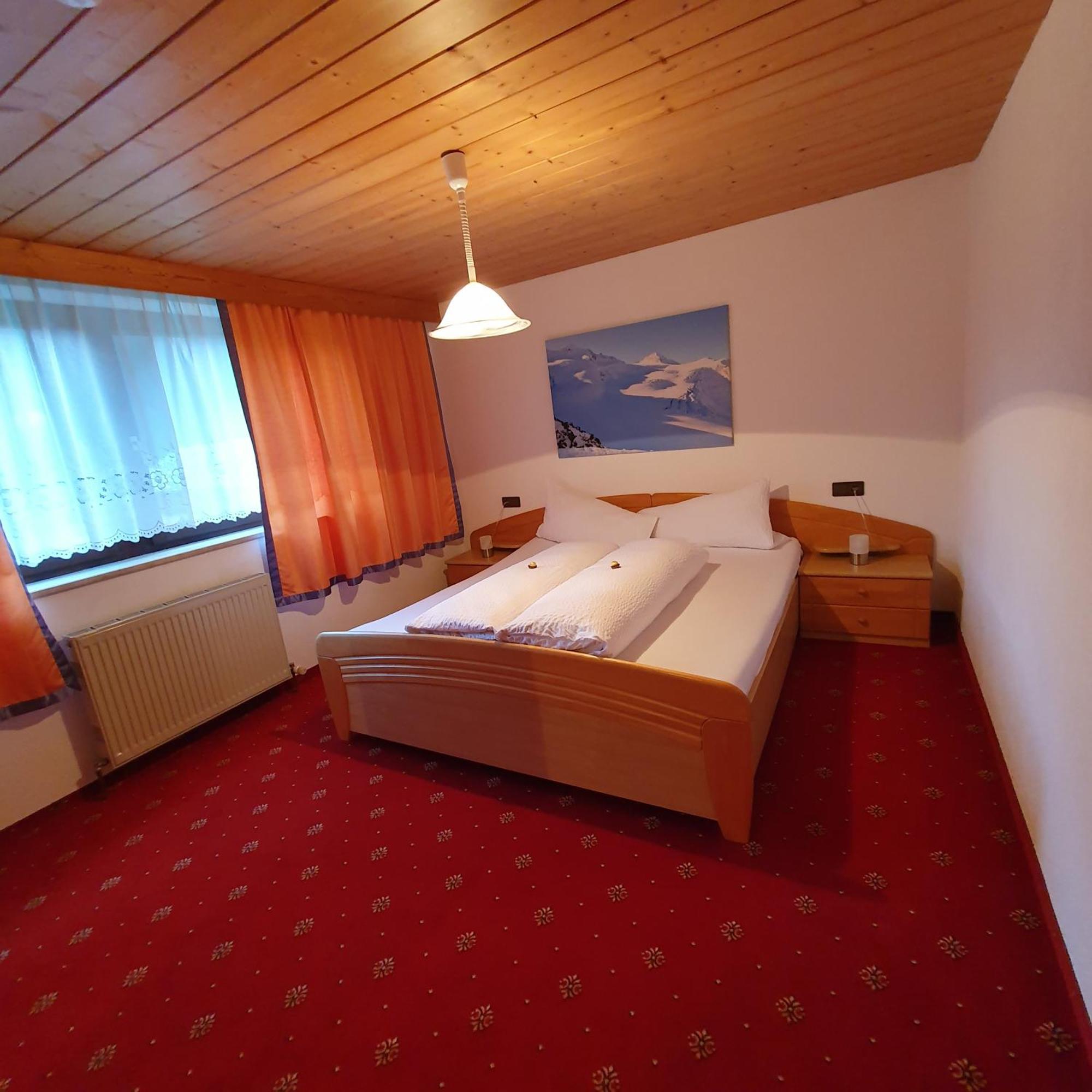 Pitztal Ferienwohnungen Sankt Leonhard im Pitztal Exterior photo