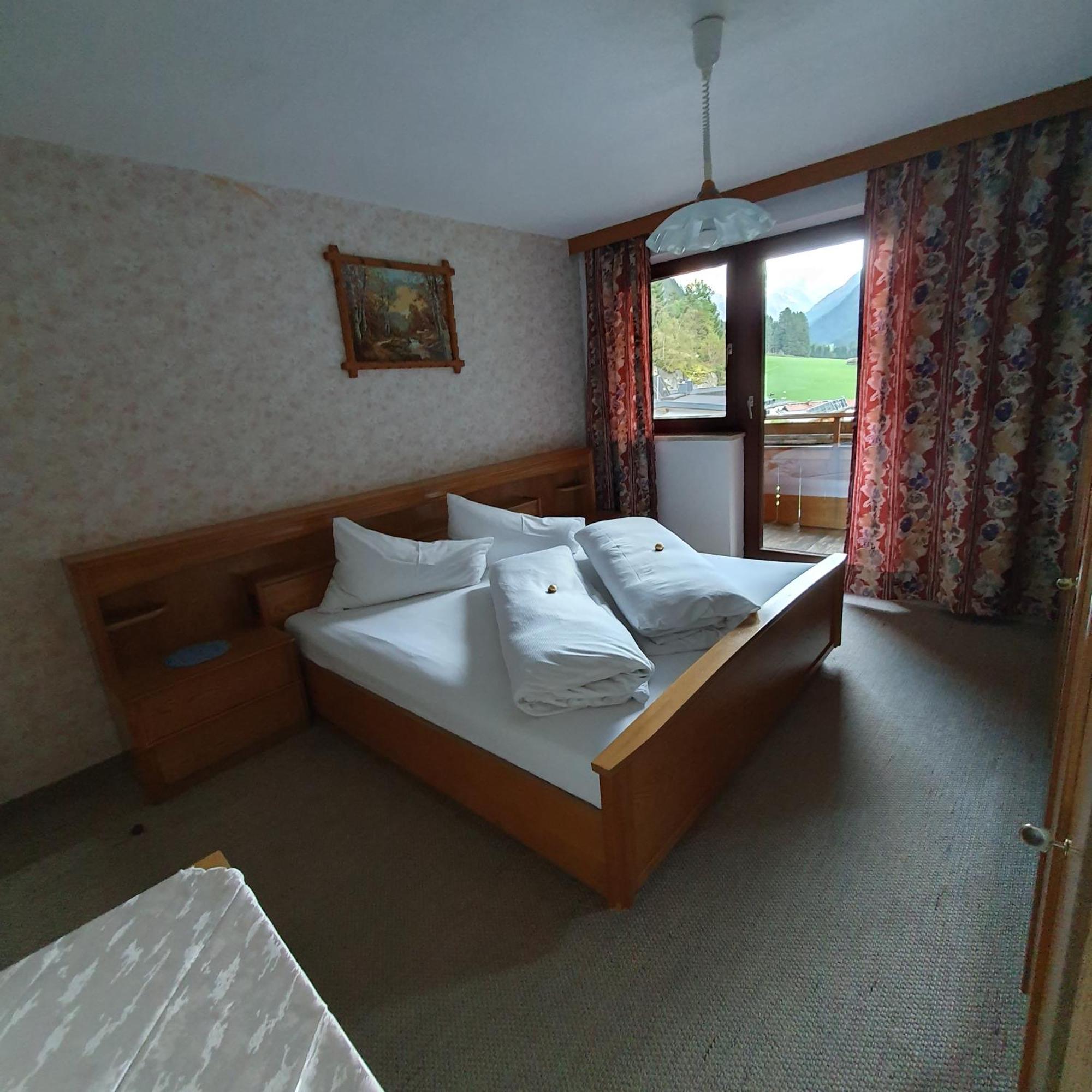 Pitztal Ferienwohnungen Sankt Leonhard im Pitztal Room photo